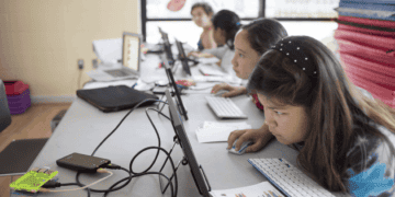 “boolean Girl” Is On A Mission: Teach Girls To Code And Build Electronics