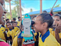 STEM sudents from the St. Paul’s Primary School in Papua New Guinea participating in a surveying activity